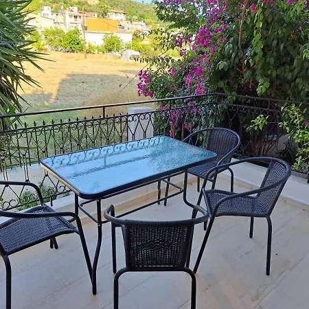 Artemis And Fillo Apartment Loutra Edipsou  Exterior photo