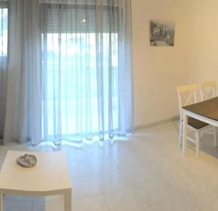 Artemis And Fillo Apartment Loutra Edipsou  Exterior photo